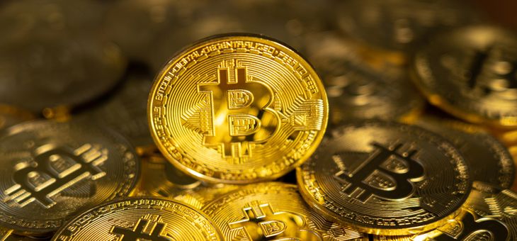 „Bitcoin“ pasiekia naują aukštą m. kainą – 16,7 tūkst. JAV dolerio
